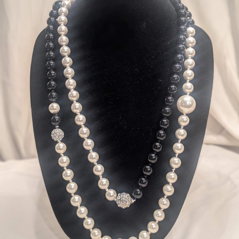 Chico's Glass Pearls, Black Beads, Rhinestone Ball Stations 60 Inch Necklace